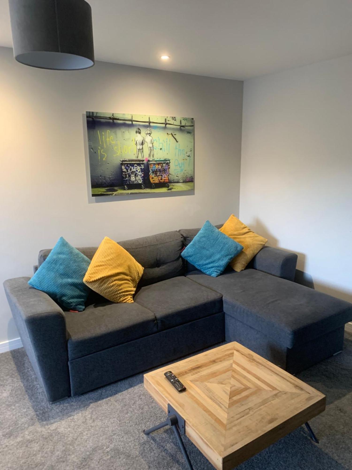 Entire Modern New Build 3 Bedroom Holiday home Hednesford
